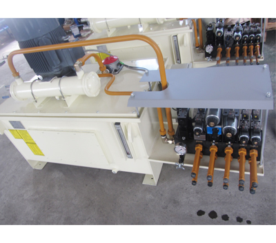 铸造机液压系统